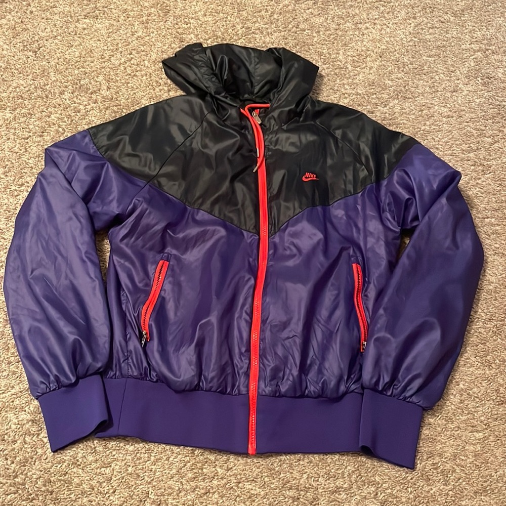 Nike windbreaker